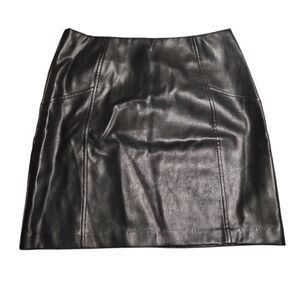 New Look - Elegant Faux Black Leather Skirt - 6